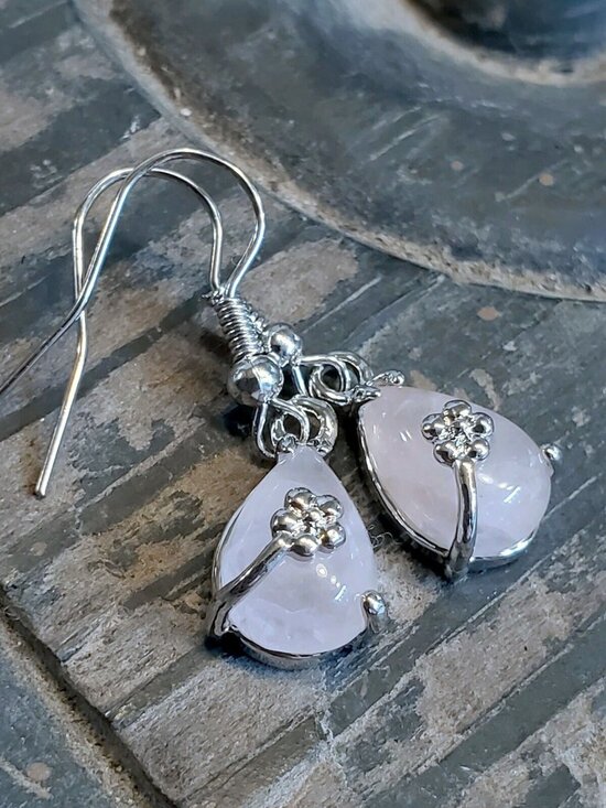 PinkDiva Jewelry - Little Teardrop Rose Quartz Gemstone Platinum Plated Handcrafted Earrings